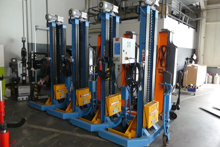 Hywema Radgreifer Hebebühne SK 4 A3-F max. 3000 kg je Säule